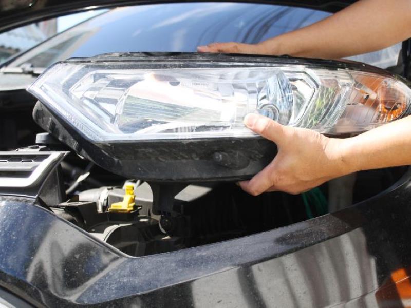 What Is A Headlight Bulb?