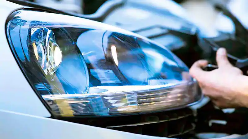 When to Replace Vehicle’s Headlights Bulb